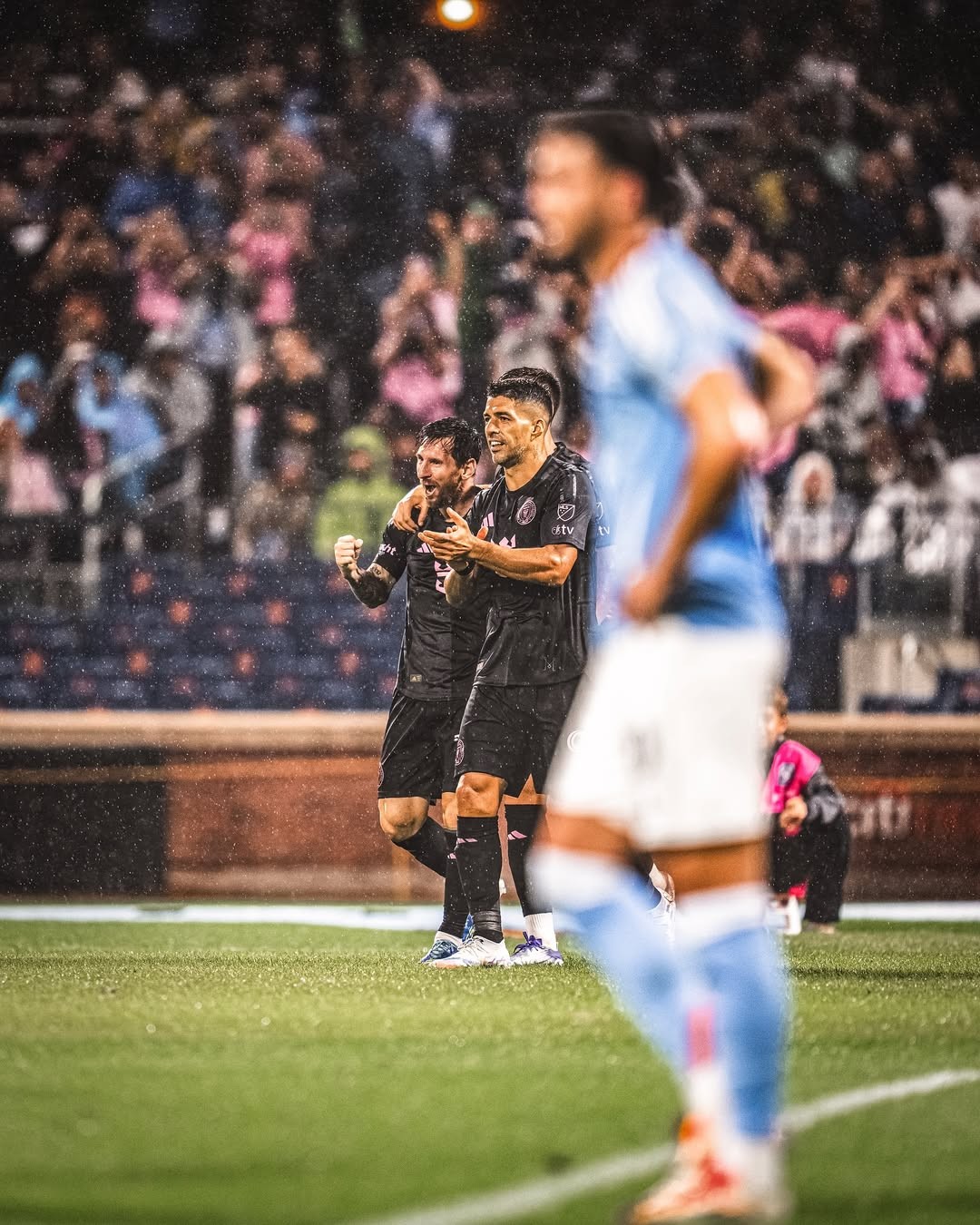 重返赛场, 进球, yid