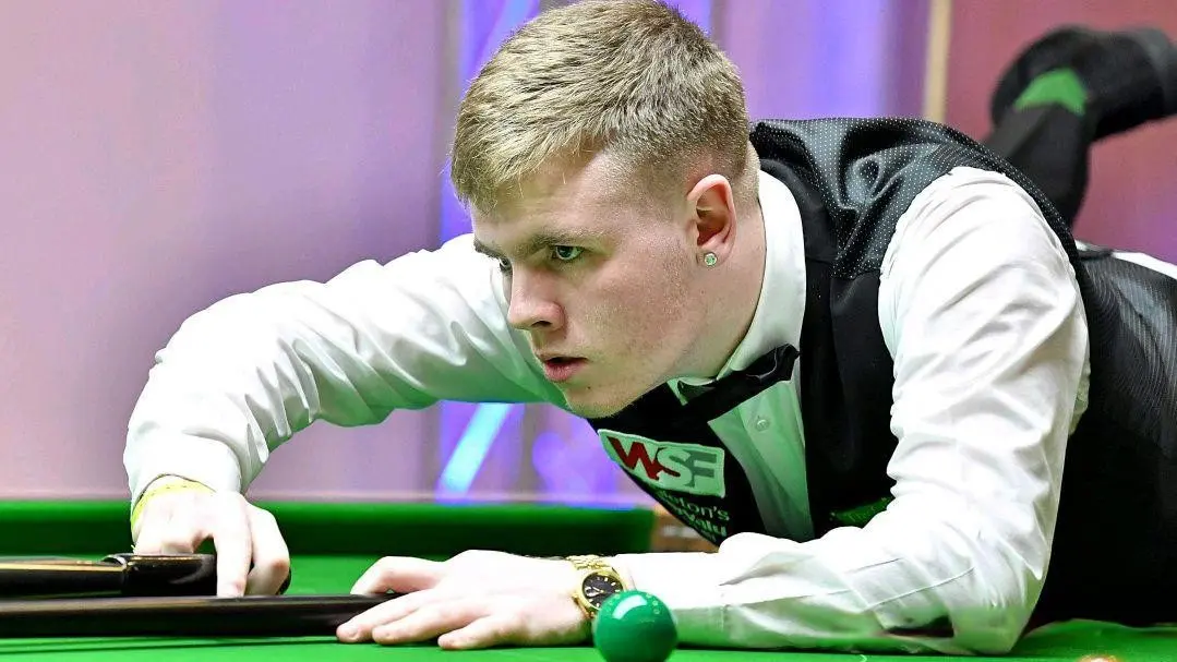 打出, 胜两局以, 阿伦希尔单